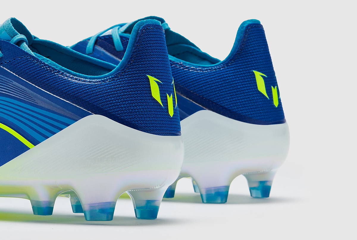 Футбольные бутсы Adidas F50